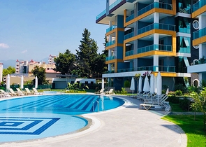 مشروع استثماري لشقق حديثة في كاستيل / الانيا