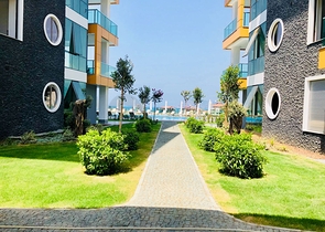 مشروع استثماري لشقق حديثة في كاستيل / الانيا