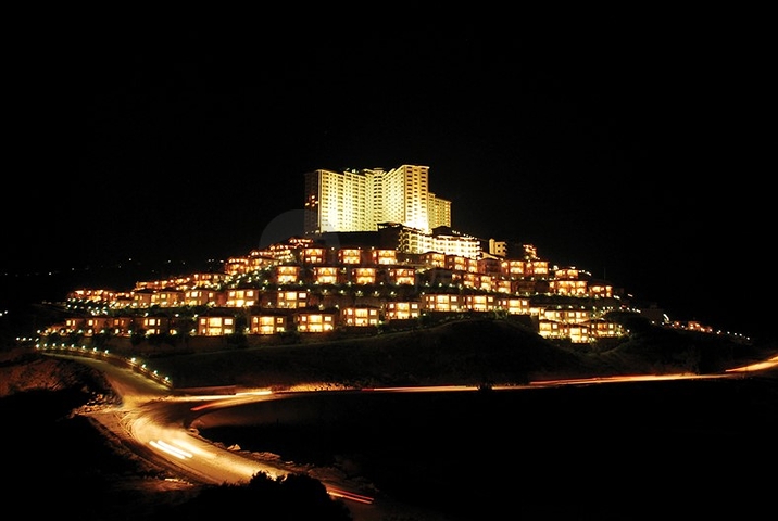 شقة بغرفتي نوم ضمن مجمع Gold cityبسعرمميز جداً