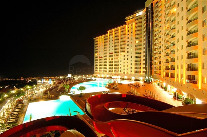 شقة بغرفتي نوم ضمن مجمع Gold cityبسعرمميز جداً