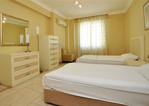 شقة بغرفتي نوم ضمن مجمع Gold cityبسعرمميز جداً