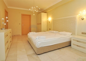 شقة بغرفتي نوم ضمن مجمع Gold cityبسعرمميز جداً