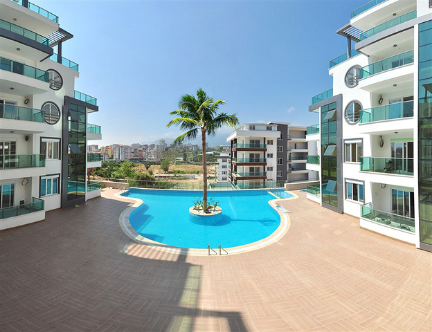 شقة جديدة في كاستيل