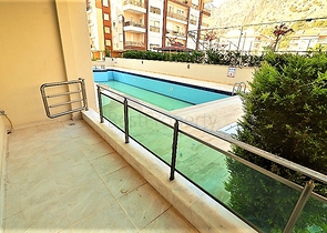 شقة بغرفة نوم واحدة مزودة بنظام تدفئة الغاز في انطاليا