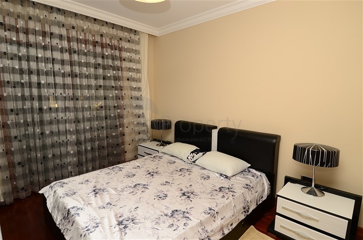 شقة مع حديقة للايجار