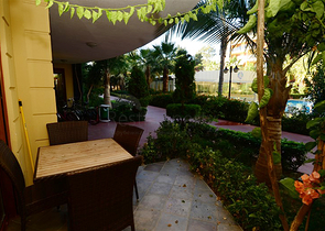 شقة مع حديقة للايجار