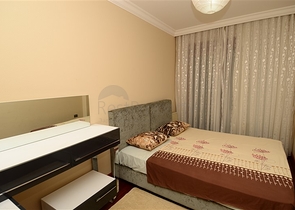 شقة مع حديقة للايجار