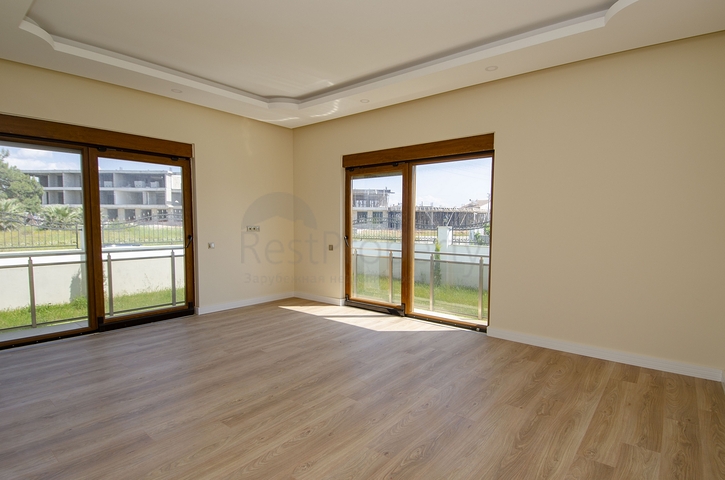 فيلا مستقلة بخمس غرف نوم في انطاليا/ايشيلباهير