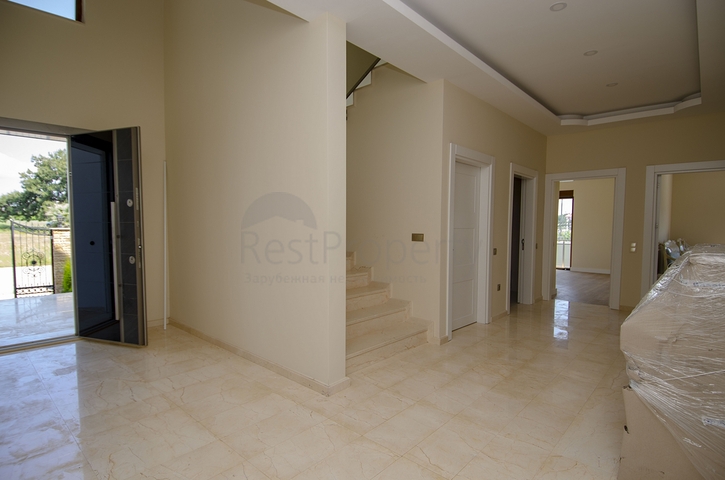 فيلا مستقلة بخمس غرف نوم في انطاليا/ايشيلباهير