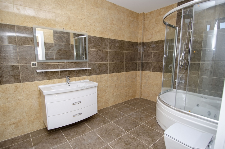 فيلا مستقلة بخمس غرف نوم في انطاليا/ايشيلباهير