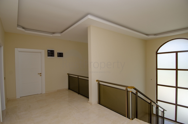 فيلا مستقلة بخمس غرف نوم في انطاليا/ايشيلباهير