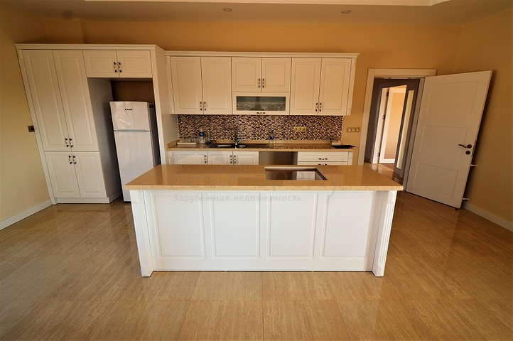 فيلا مستقلة بخمس غرف نوم في انطاليا/ايشيلباهير