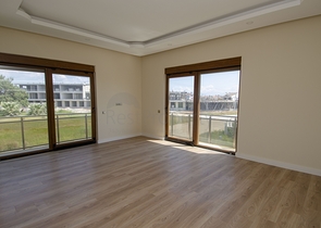 فيلا مستقلة بخمس غرف نوم في انطاليا/ايشيلباهير