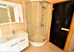 فيلا مستقلة بخمس غرف نوم في انطاليا/ايشيلباهير