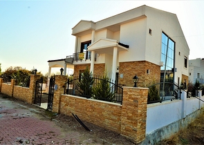 فيلا فاخرة بخمس غرف نوم في انطاليا