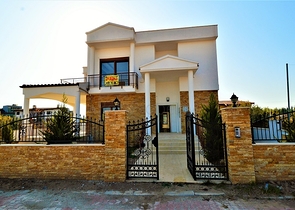 فيلا فاخرة بخمس غرف نوم في انطاليا