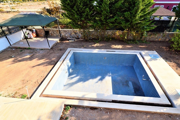 فيلا مستقلة بأربع غرف نوم في انطاليا