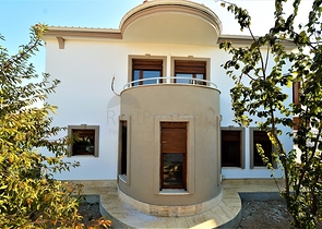 فيلا مستقلة بأربع غرف نوم في انطاليا