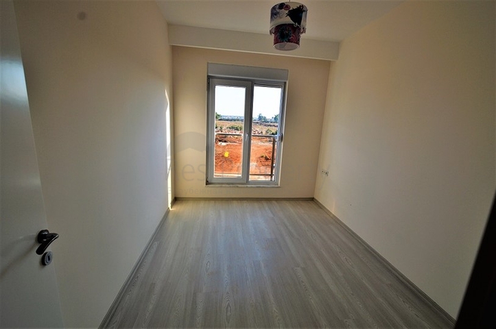 شقق بثلاث غرف نوم في المنطقة الجديدة في انطاليا