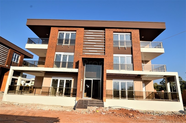 شقق بثلاث غرف نوم في المنطقة الجديدة في انطاليا