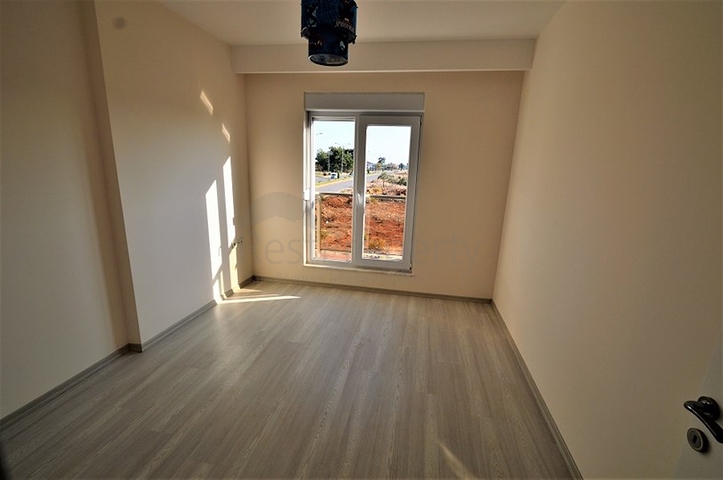 شقق بثلاث غرف نوم في المنطقة الجديدة في انطاليا