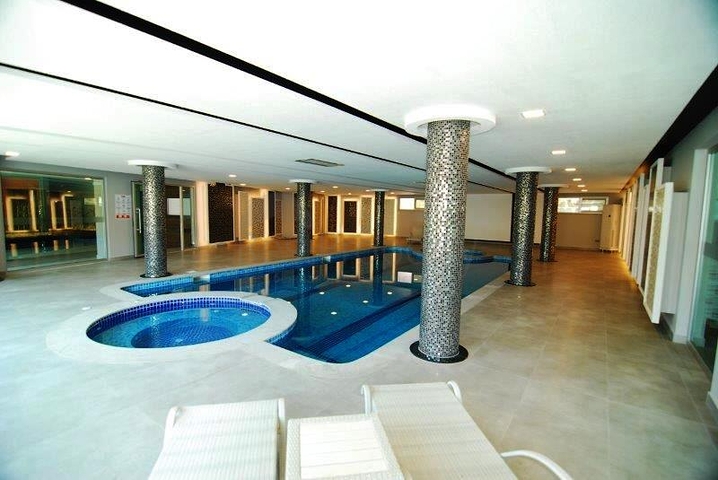 بينت هاوس ضمن مجمع فاخر في أوبا