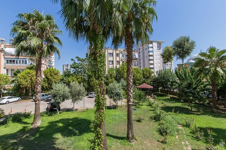 شقة بثلاث غرف نوم في قلب مدينة لارا 