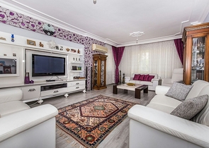 شقة بثلاث غرف نوم في قلب مدينة لارا 