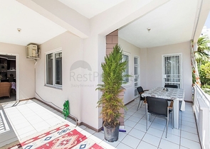 شقة بثلاث غرف نوم في قلب مدينة لارا 