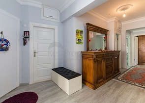 شقة بثلاث غرف نوم في قلب مدينة لارا 