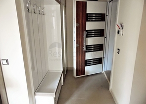 شقة واسعة بثلاث غرف نوم ومطبخ منفصل في مركز مدينة انطاليا