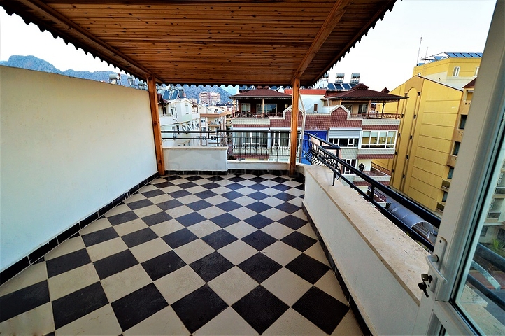 شقة بخمس غرف نوم في انطاليا باطلالات بحرية