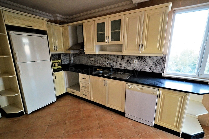 شقة بخمس غرف نوم في انطاليا باطلالات بحرية