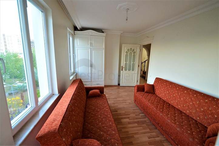 شقة بخمس غرف نوم في انطاليا باطلالات بحرية