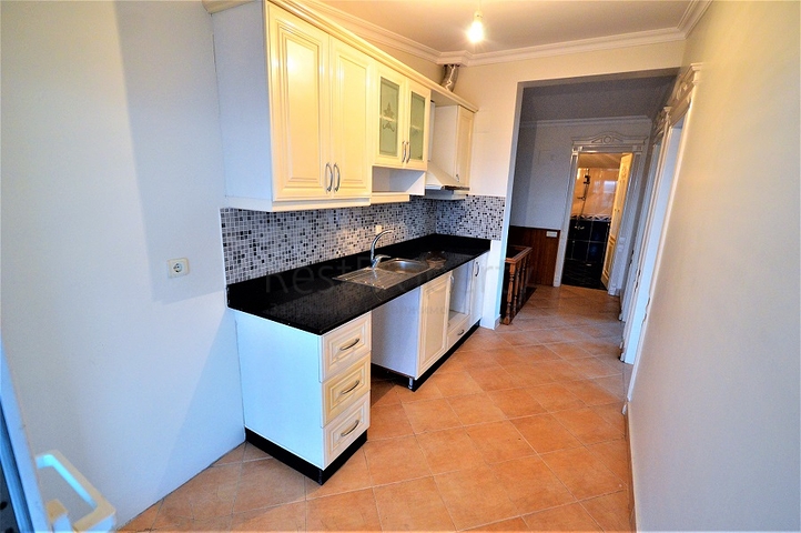 شقة بخمس غرف نوم في انطاليا باطلالات بحرية