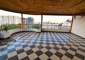 شقة بخمس غرف نوم في انطاليا باطلالات بحرية