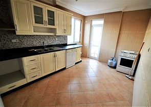 شقة بخمس غرف نوم في انطاليا باطلالات بحرية