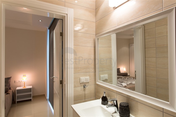 شقق ضمن مجمع فاخر باطلالات بحرية في كاركي جاك