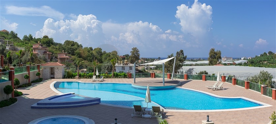 شقق ضمن مجمع فاخر باطلالات بحرية في كاركي جاك