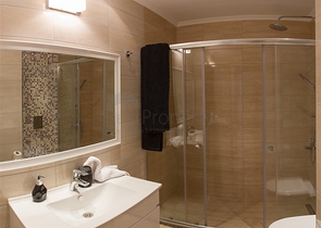 شقق ضمن مجمع فاخر باطلالات بحرية في كاركي جاك