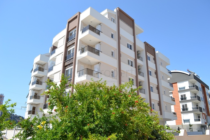 بينت هاوس بثلاث غرف نوم ومسبح في انطاليا