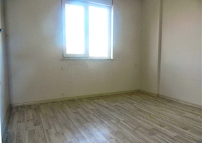 شقة بغرفتي نوم وصالة ومطبخ منفصل في مركز انطاليا