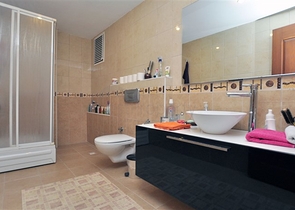 شقق باطلالات بحرية في توسمور