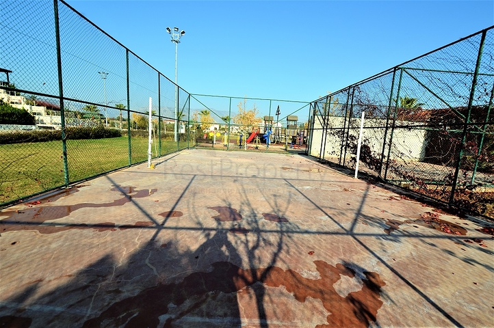 أرض تصلح لبناء فيلا أو منزل مستقل في انطاليا