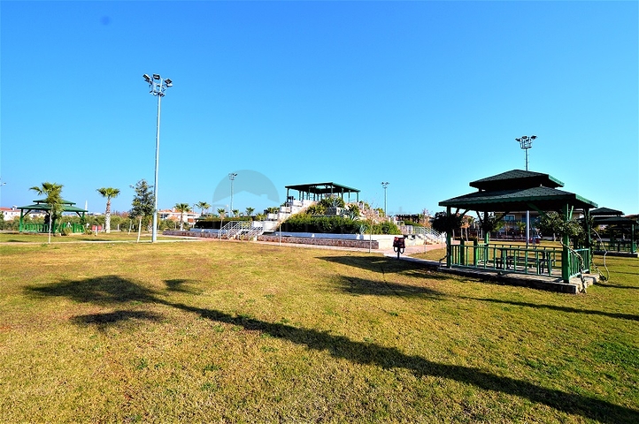 أرض تصلح لبناء فيلا أو منزل مستقل في انطاليا