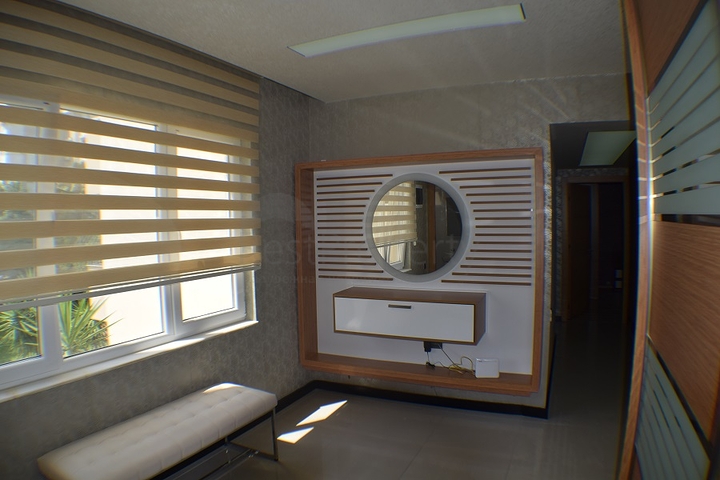 شقة مفروشة بثلاث غرف نوم في كونيالتي / انطاليا تبعد 150 مترعن الشاطئ 