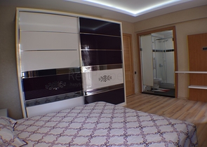 شقة مفروشة بثلاث غرف نوم في كونيالتي / انطاليا تبعد 150 مترعن الشاطئ 