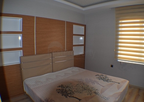 شقة مفروشة بثلاث غرف نوم في كونيالتي / انطاليا تبعد 150 مترعن الشاطئ 