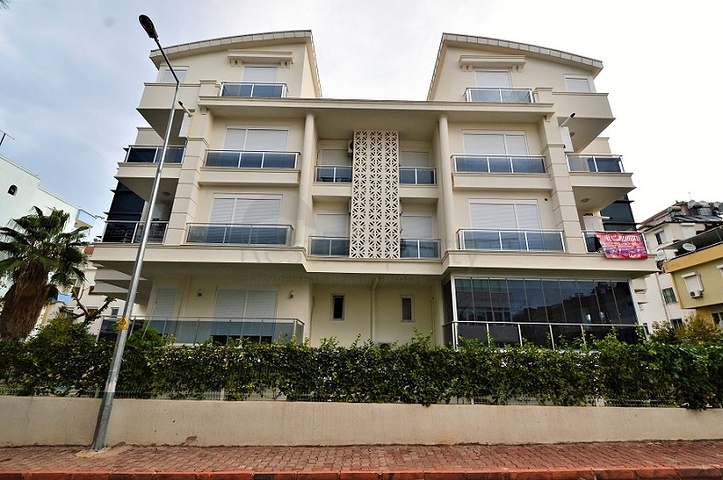 شقة مفروشة بغرفتي نوم في كونيالتي / انطاليا