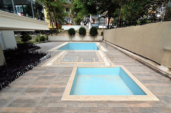 شقة مفروشة بغرفتي نوم في كونيالتي / انطاليا